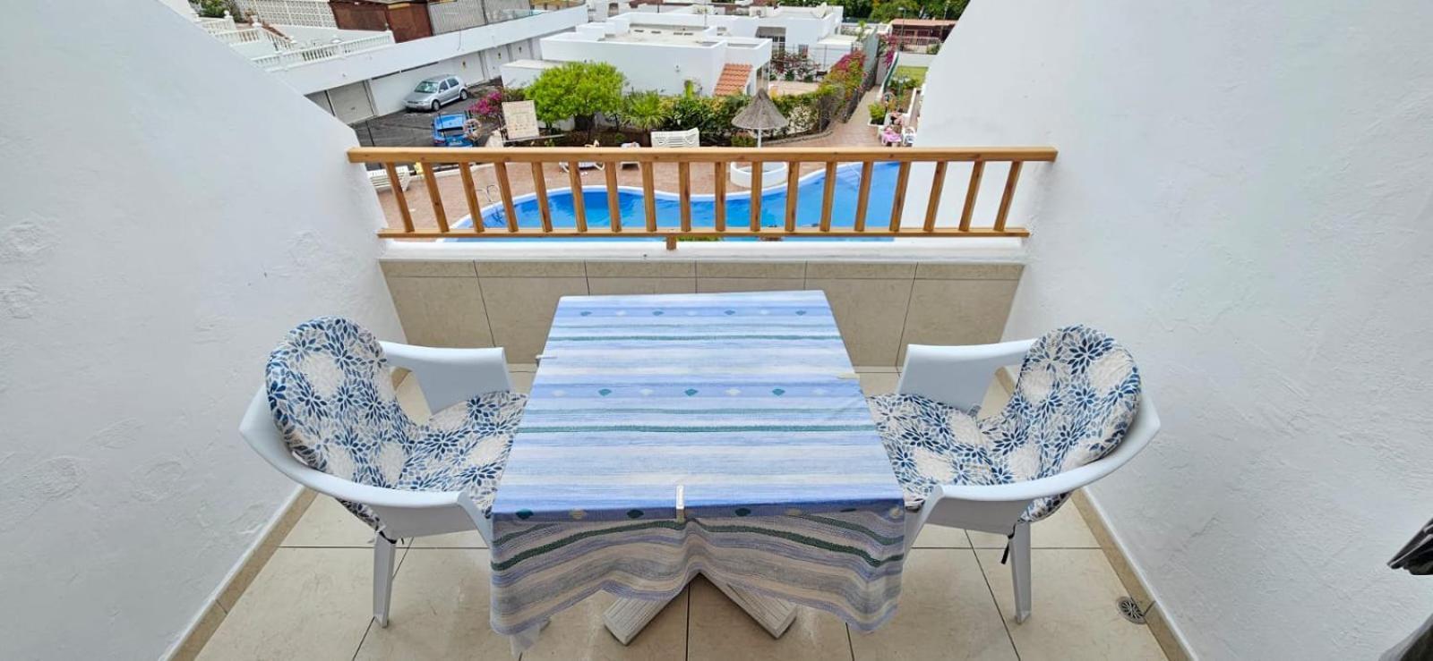 Apartment Geranios *